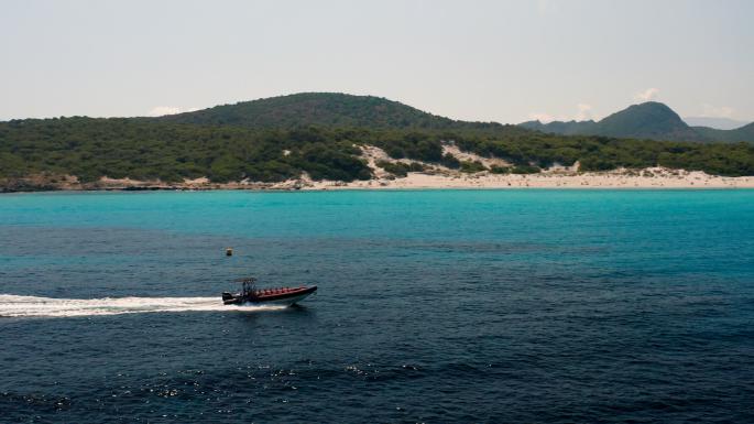 Le plus rapide : Notre taxi boat !